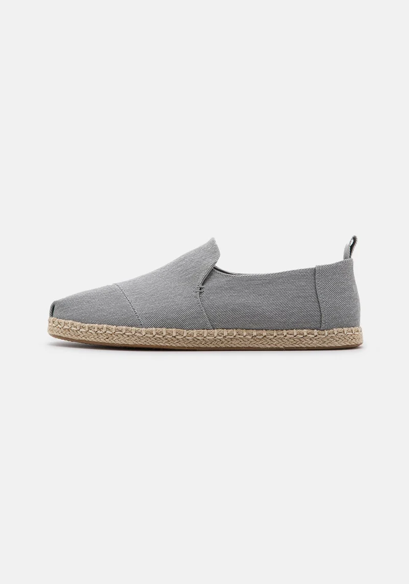 10016279 MN Deconstructed Eco Dye drizzl