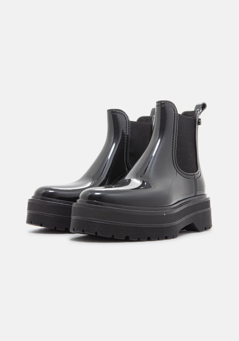 Netty 05 black