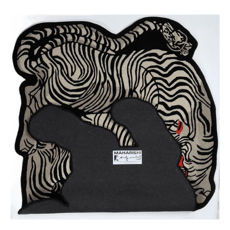 2 Living Tibetan Tiger Rug Han White