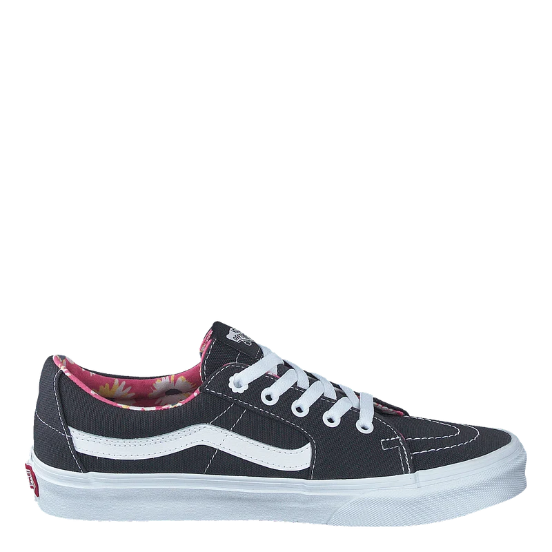 Ua Sk8-low (smelltheflwrs)asphlttrwt