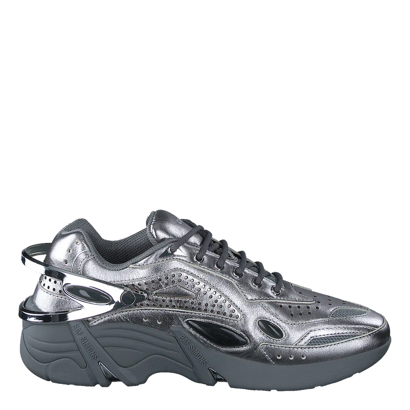 Cylon-21 Silver