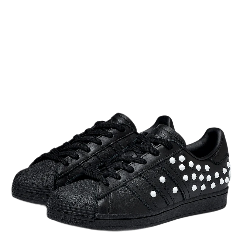 Superstar W Black