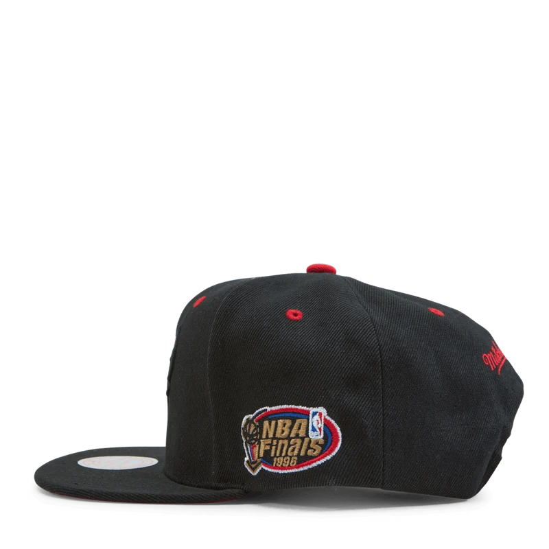 Bulls The Champs Snapback