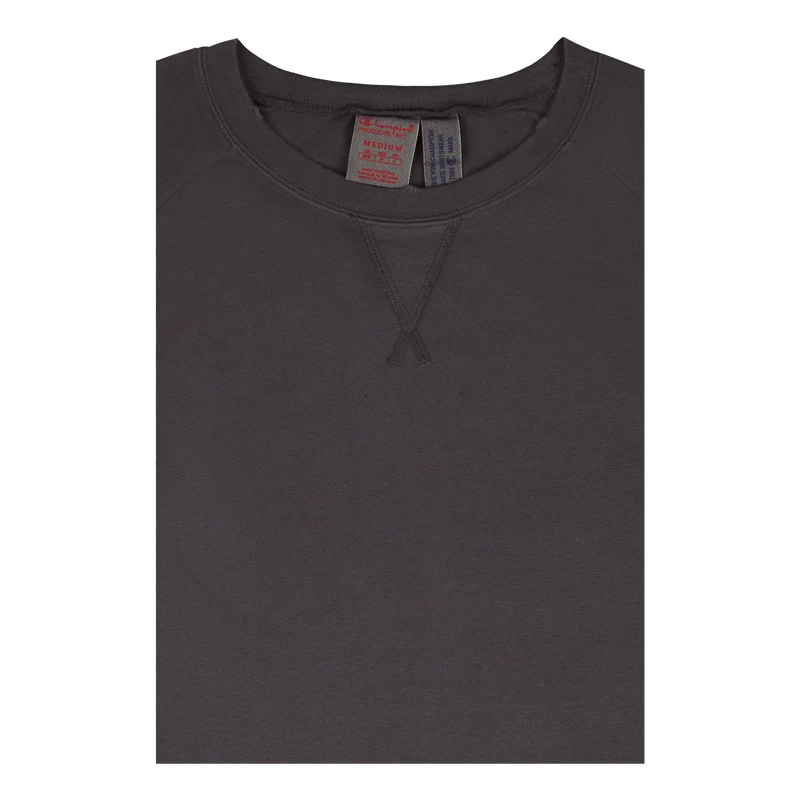 Crewneck T-shirt Magnet