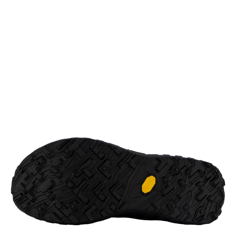 Norda 003 Pitch Black