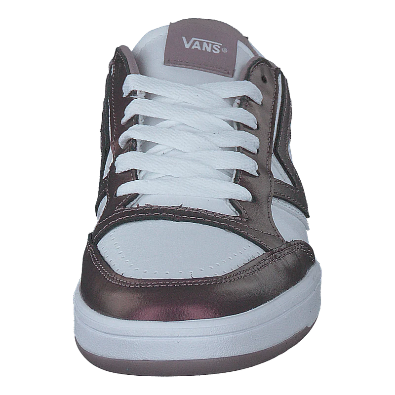 Ua Lowland Cc (mystic Metallic)wrmtrwht