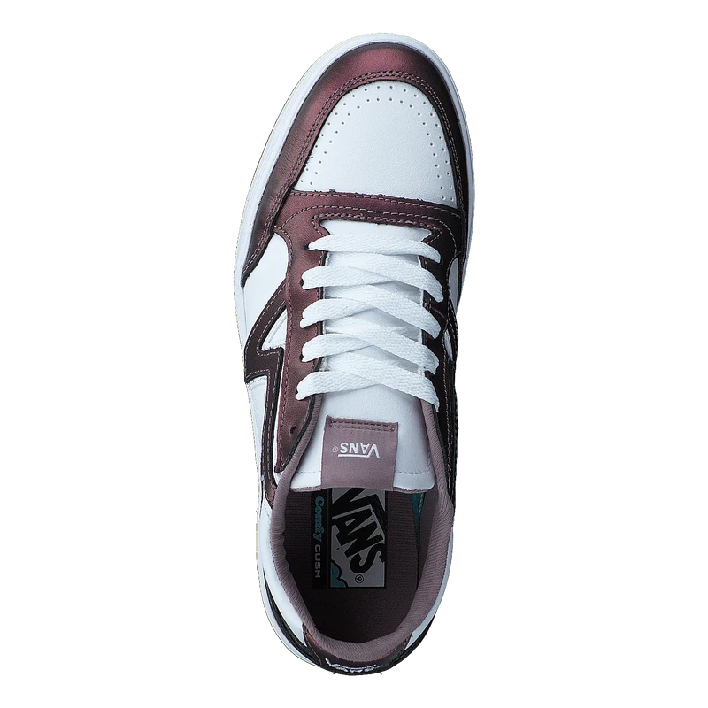 Ua Lowland Cc (mystic Metallic)wrmtrwht