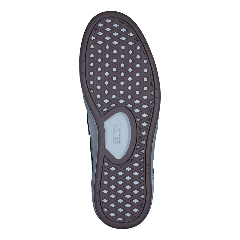 Ua Lowland Cc (mystic Metallic)wrmtrwht
