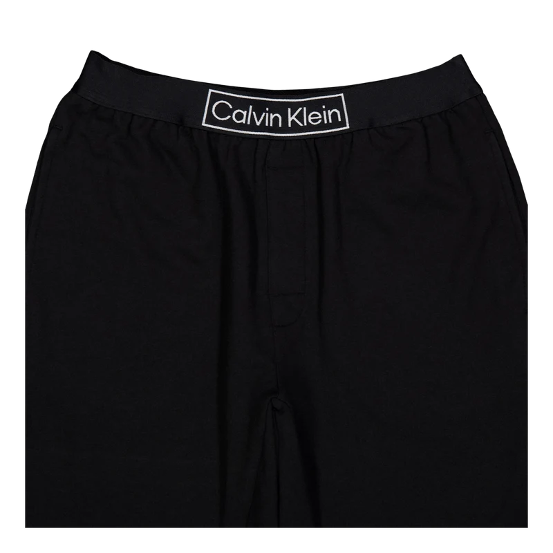 Sleep Short Black