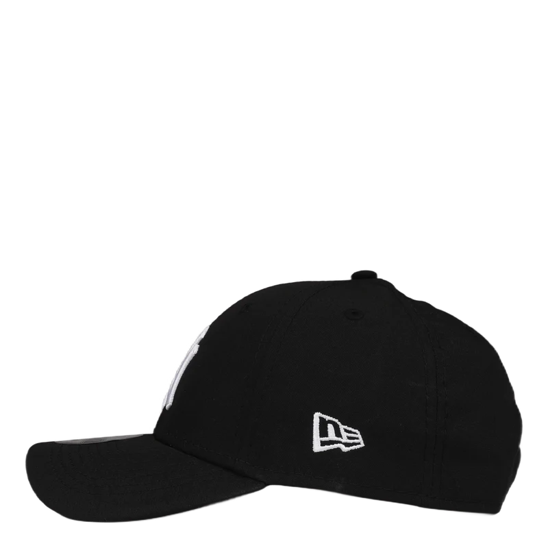 Monochrome 9forty Yankees Black