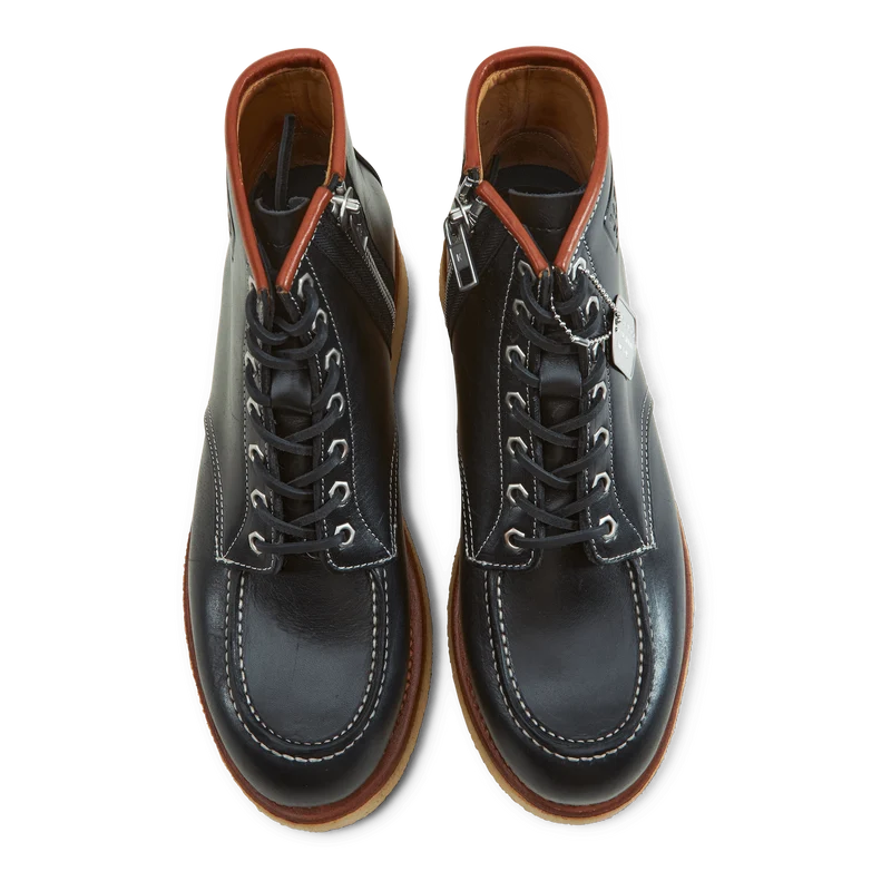 Boot Black