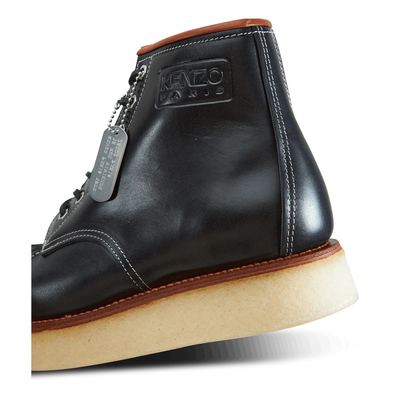 Boot Black