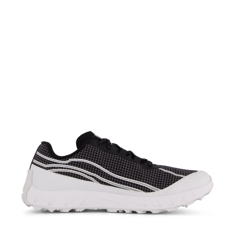 Norda 002 M Blk
