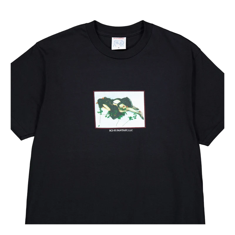 Dead Roses T-shirt Black