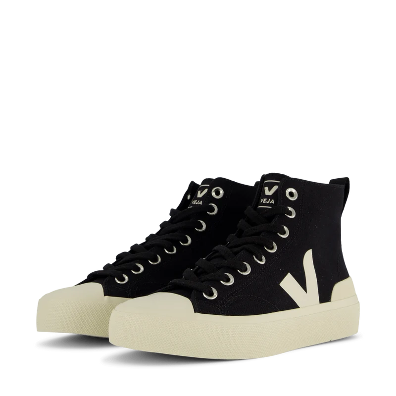 Wata Ii Canvas Black Pierre