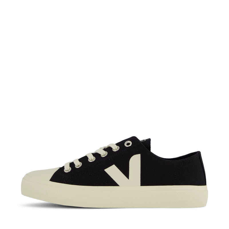 Wata Ii Low Canvas Black Pierre