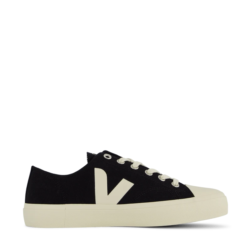 Wata Ii Low Canvas Black Pierre