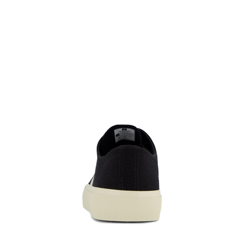 Wata Ii Low Canvas Black Pierre