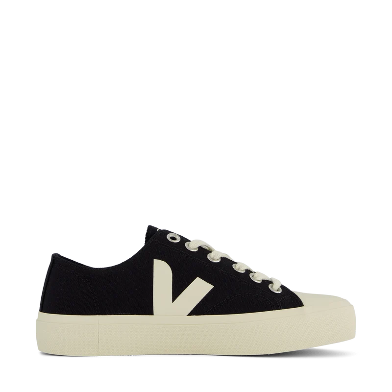 Wata Ii Low Canvas Black Pierre