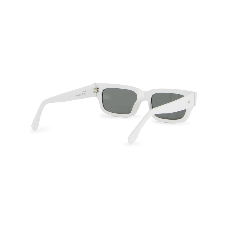 Roma White 54