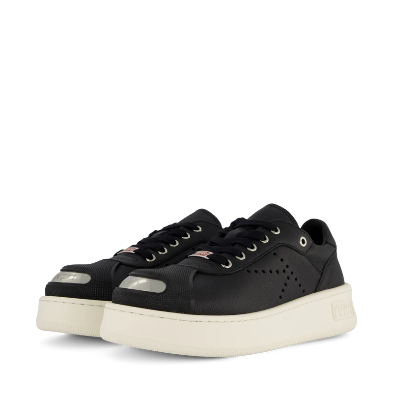 Low Top Sneaker Black