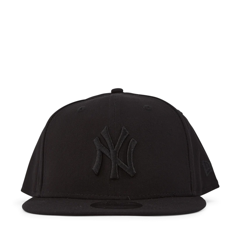 MLB 950 NEW YORK YANKEES