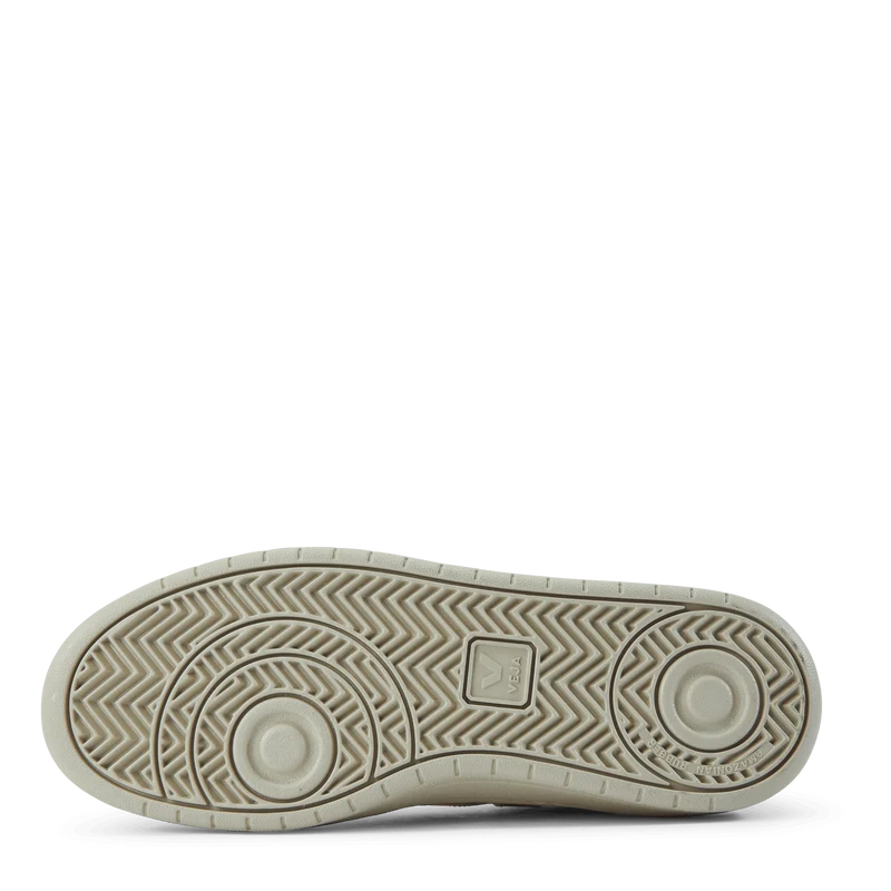 V-10 Chromefree Leather Extra White