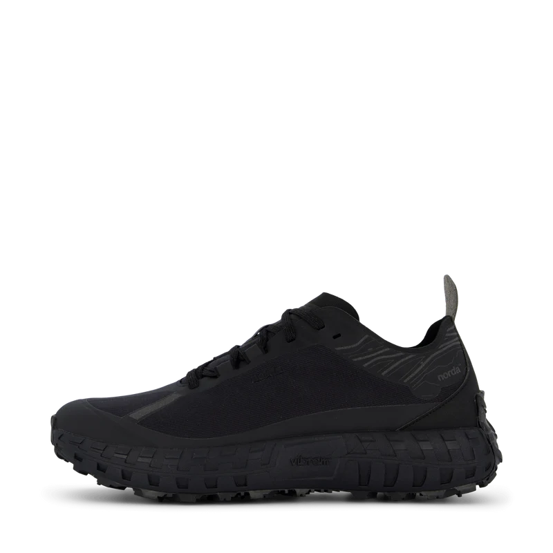 Norda 001 Stealth Black - M Black