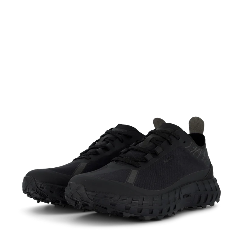 Norda 001 Stealth Black - M Black