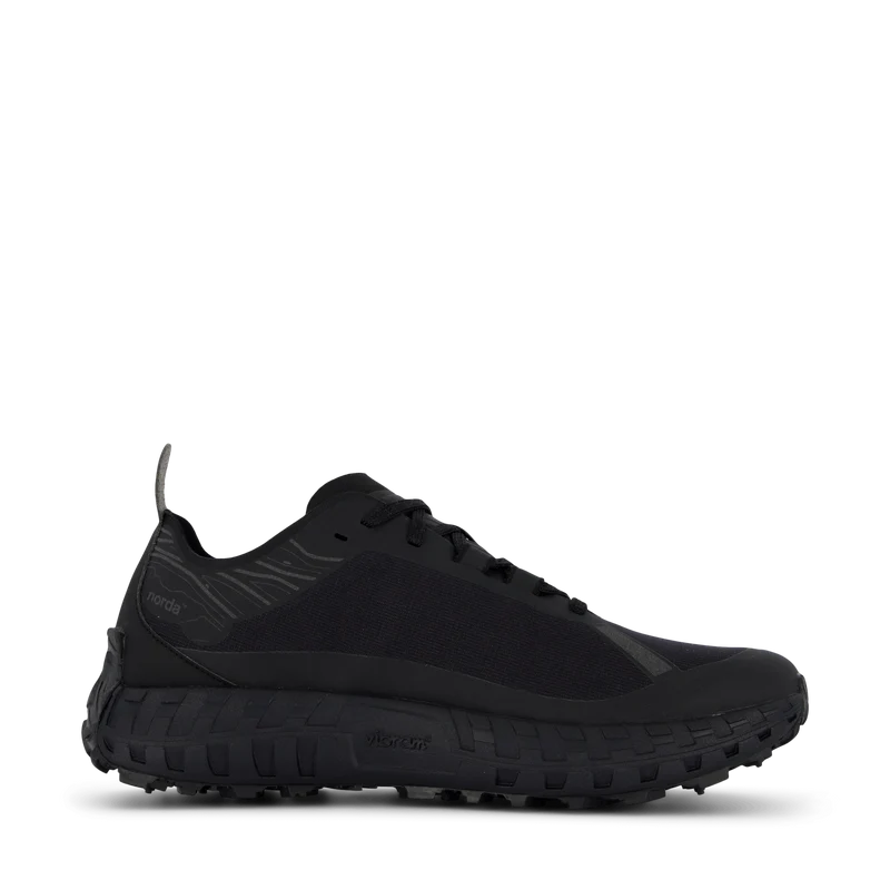 Norda 001 Stealth Black - M Black
