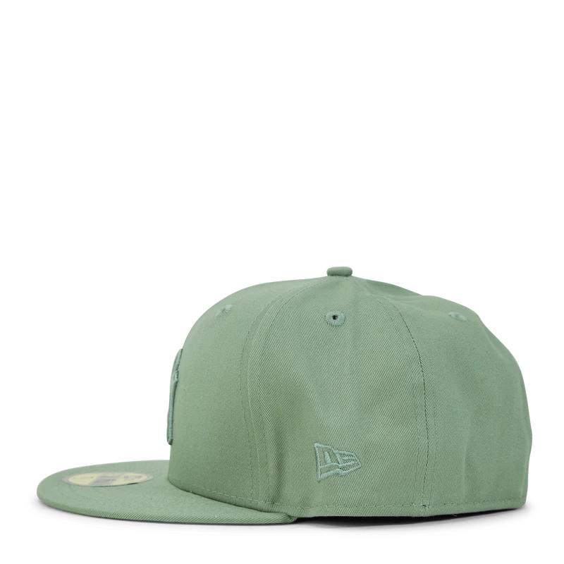 LEAGUE ESSENTIAL 5950 NEW YORK YANKEES