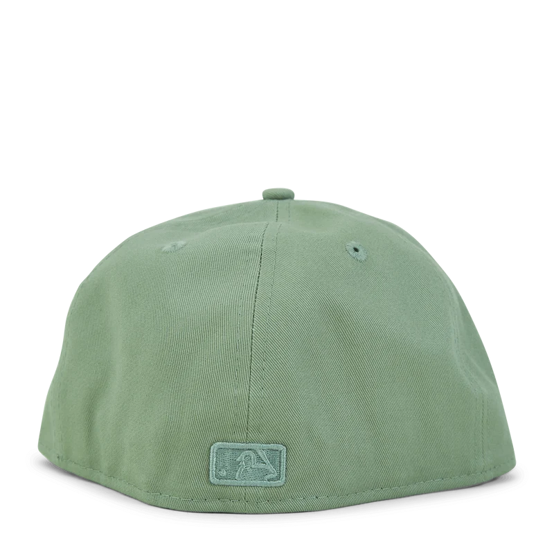 LEAGUE ESSENTIAL 5950 NEW YORK YANKEES