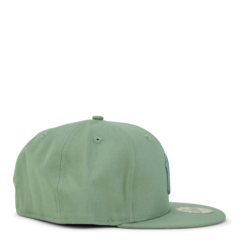 LEAGUE ESSENTIAL 5950 NEW YORK YANKEES
