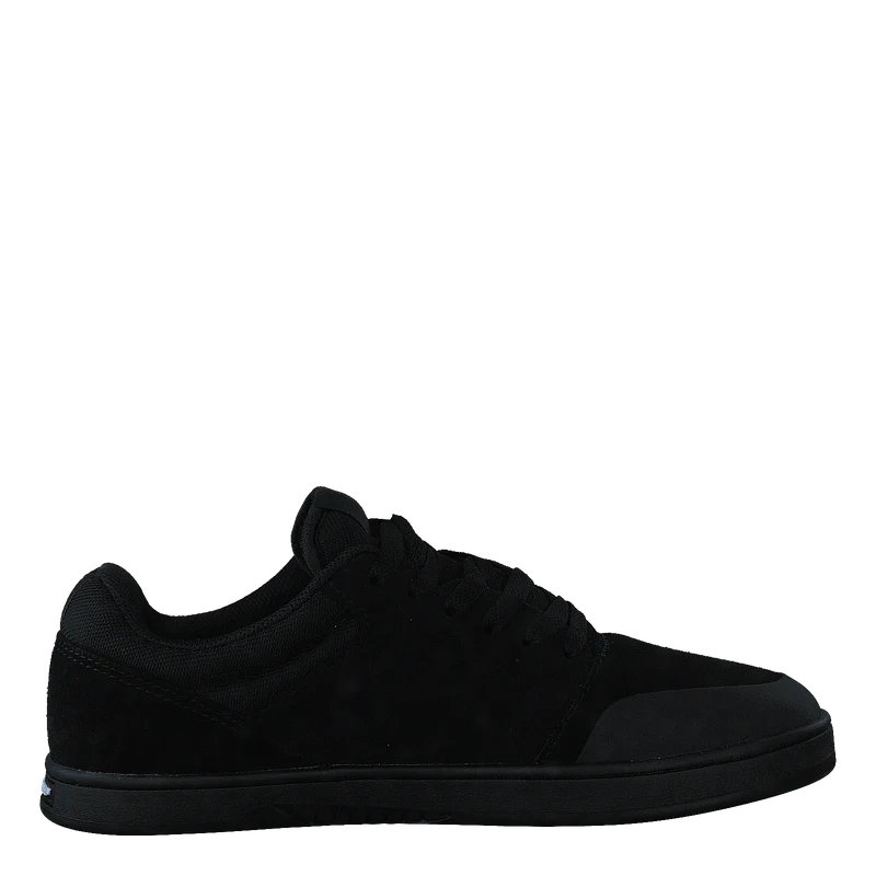 Marana Black/black/black