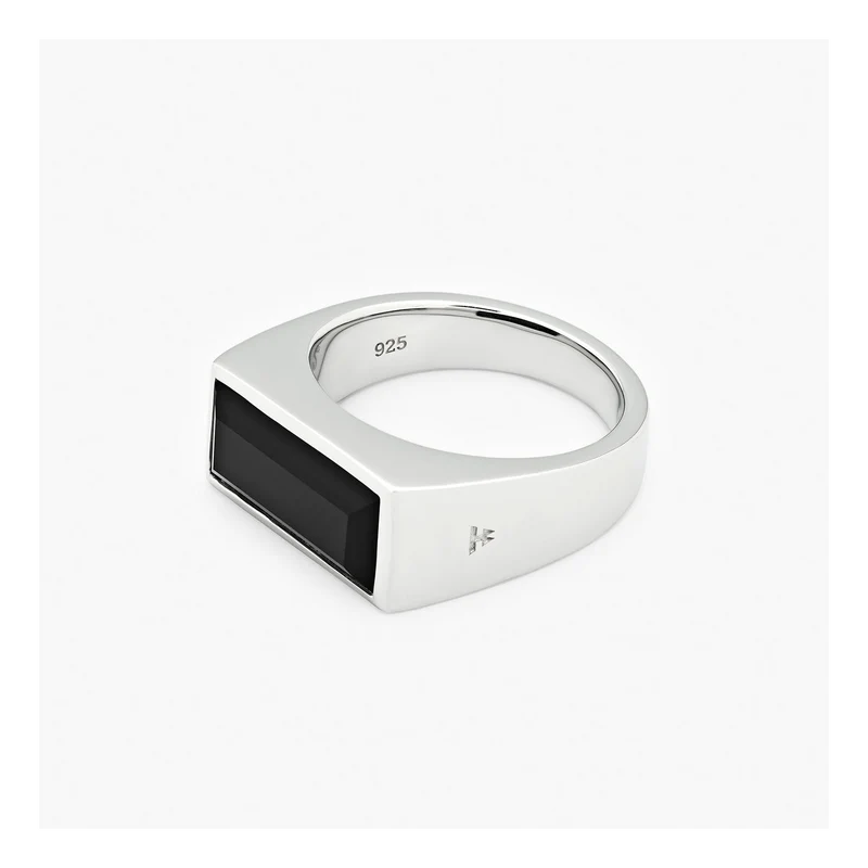 Peaky Ring Polished Onyx Silver