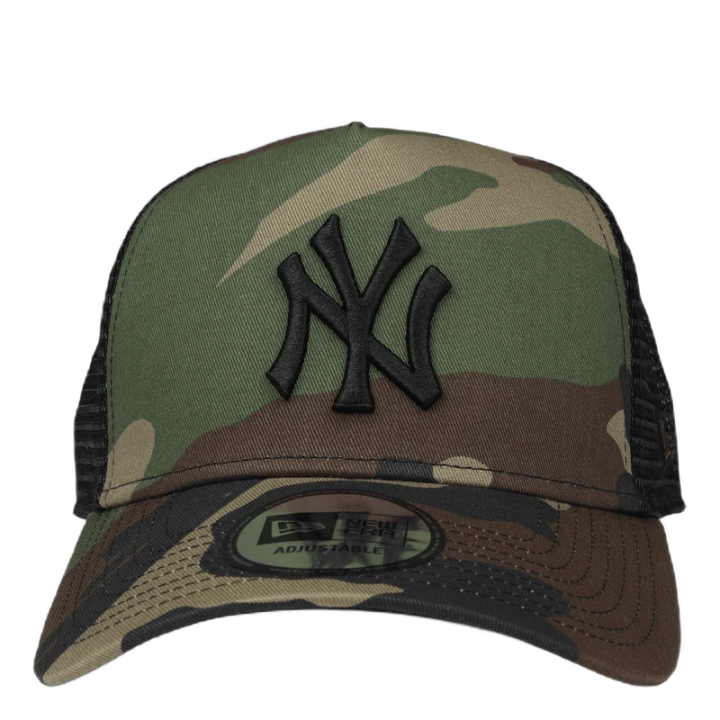 Clean Trucker Yankees Camo