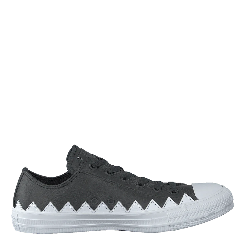 Chuck Taylor All Star Mission- Black